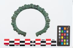 Foto von Bronzebuckelarmreif (NHMW-PRAE-023674)